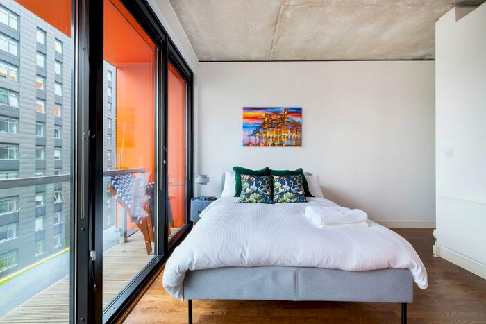 1 Bedroom Flat To Rent In Lampwick Lane, Manchester, M4