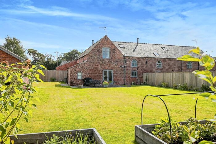 3 Bedroom Barn Conversion For Sale In Church Road, Ashton Hayes, Chester, CH3