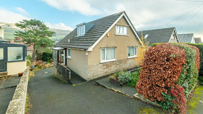 4 Bedroom Detached House For Sale In Yealand Avenue, Giggleswick, Settle, North Yorkshire, BD24