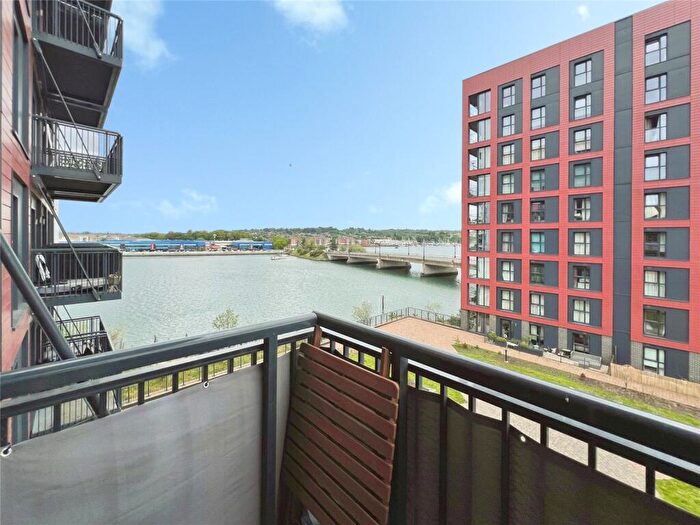 1 Bedroom Apartment For Sale In Meridian Way, Southampton, Hampshire, SO14