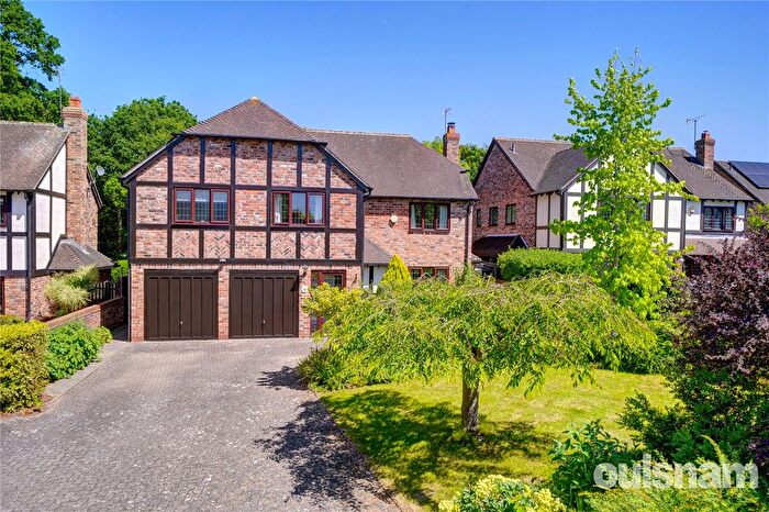 5 Bedroom Detached House For Sale In Westwood Close, Droitwich, Worcestershire, WR9