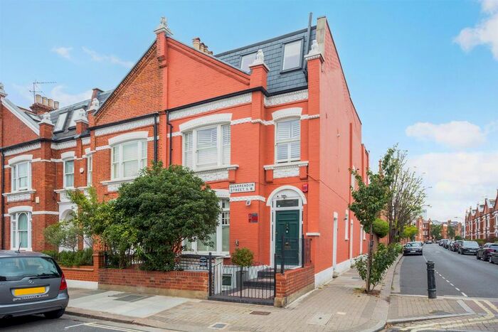 2 Bedroom Flat To Rent In Quarrendon Street, Parsons Green, SW6