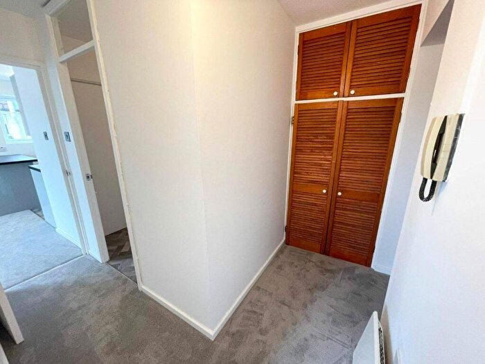 1 Bedroom Semi-Detached House To Rent In Colbourne Street, Swindon, SN1