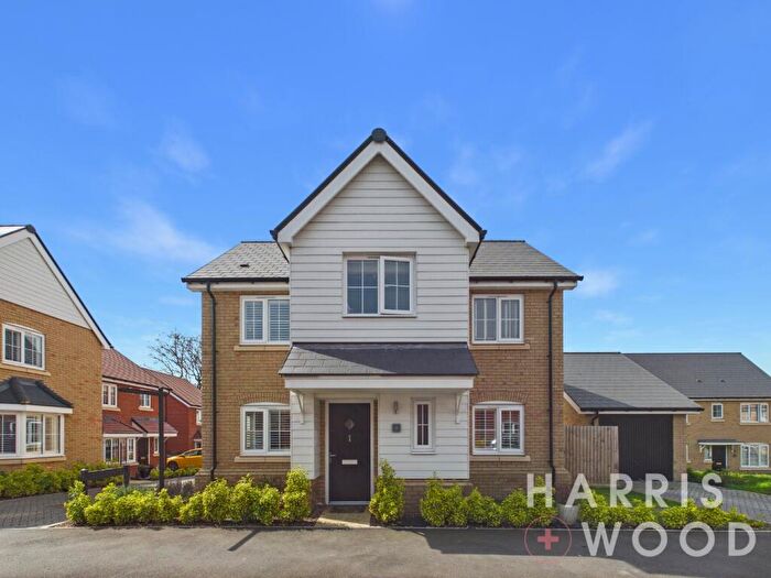 4 Bedroom Detached House For Sale In Otter Vale, Witham, Essex, CM8