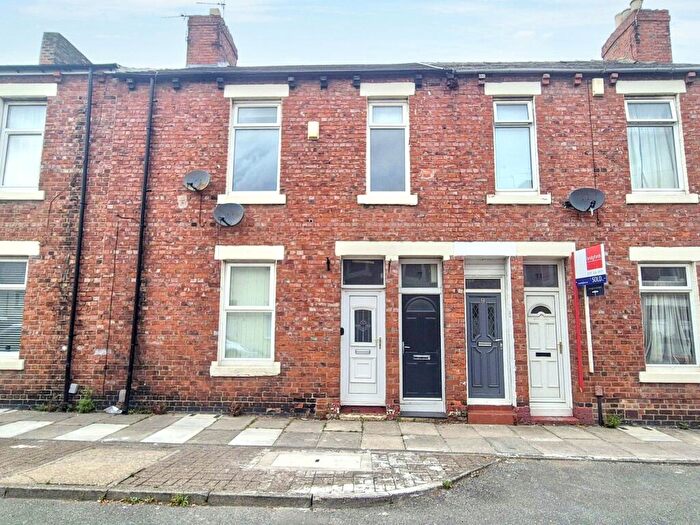 3 Bedroom Flat To Rent In Lemon Street, South Shields, Tyne And Wear, NE33