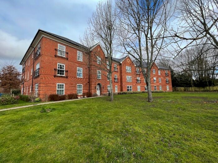 2 Bedroom Flat To Rent In Brick Lane, Ower, SO51