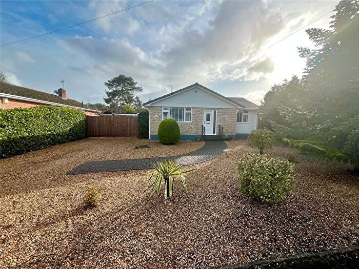 3 Bedroom Bungalow For Sale In Compton Beeches, St. Ives, Ringwood, Dorset, BH24