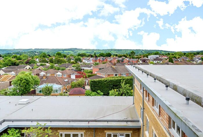 2 Bedroom Apartment For Sale In Pilley Lane, Cheltenham, Gloucestershire, GL53