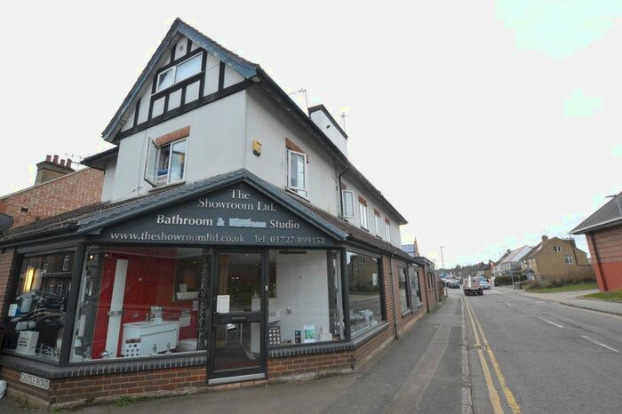 1 Bedroom Flat To Rent In Castle Road, St Albans, AL1