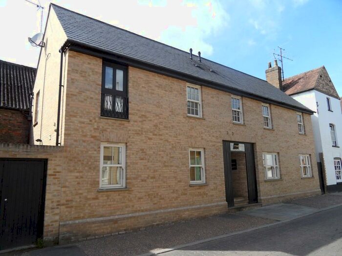 1 Bedroom Ground Flat To Rent In South Street, St Neots, PE19