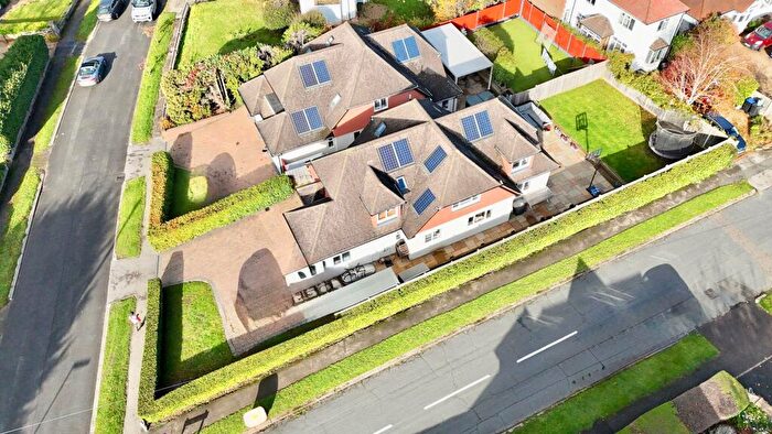 4 Bedroom Detached House For Sale In Crabtree Lane, Great Bookham, KT23