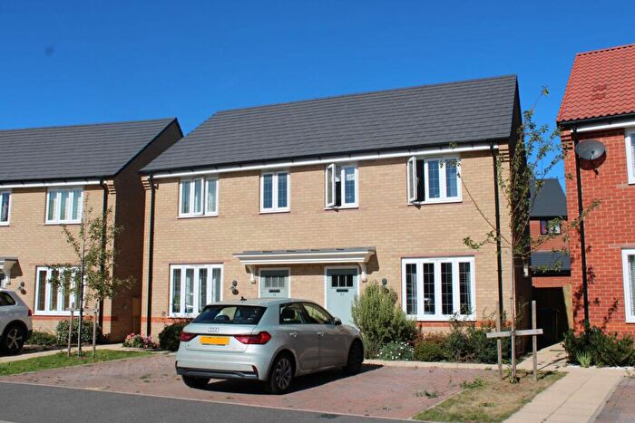 3 Bedroom House For Sale In Iris Road, Felixstowe, IP11