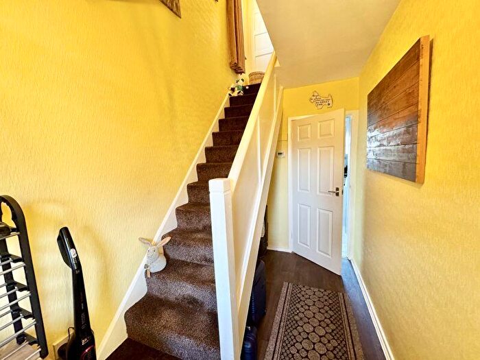 2 Bedroom Semi-Detached House For Sale In Park Avenue, Louth, LN11