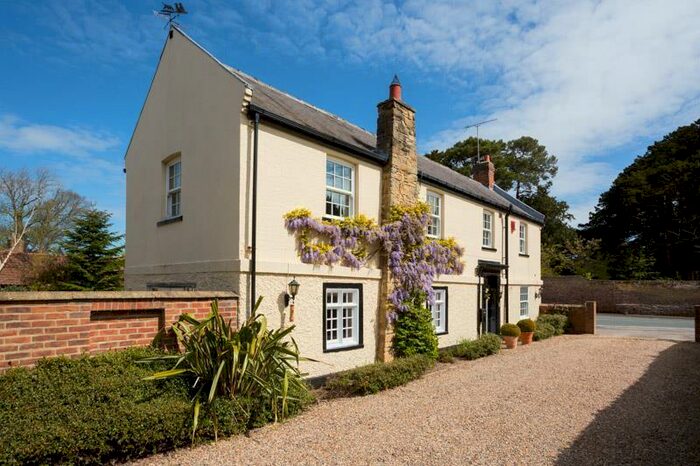 4 Bedroom Detached House For Sale In Main Street, Cherry Burton, Beverley, HU17