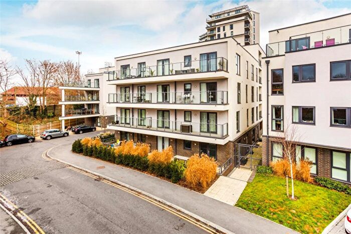 2 Bedroom Apartment To Rent In Woking, Surrey, GU22
