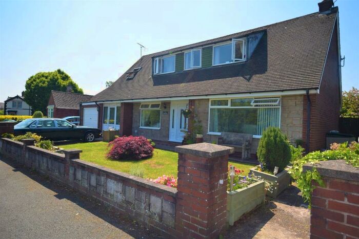 4 Bedroom Detached House To Rent In Railway Road, Rhosddu, Wrexham, LL11