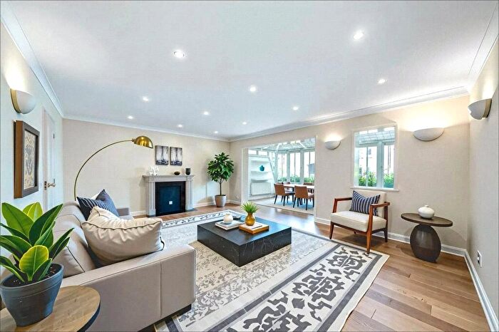 5 Bedroom Semi Detached House To Rent In Spencer Walk, London, NW3