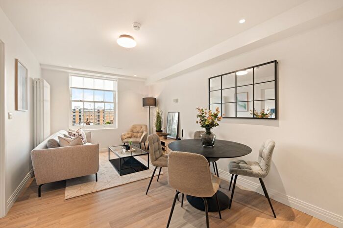 2 Bedroom Flat To Rent In Dolphin Square, Chichester Street, London Lx, London, SW1V