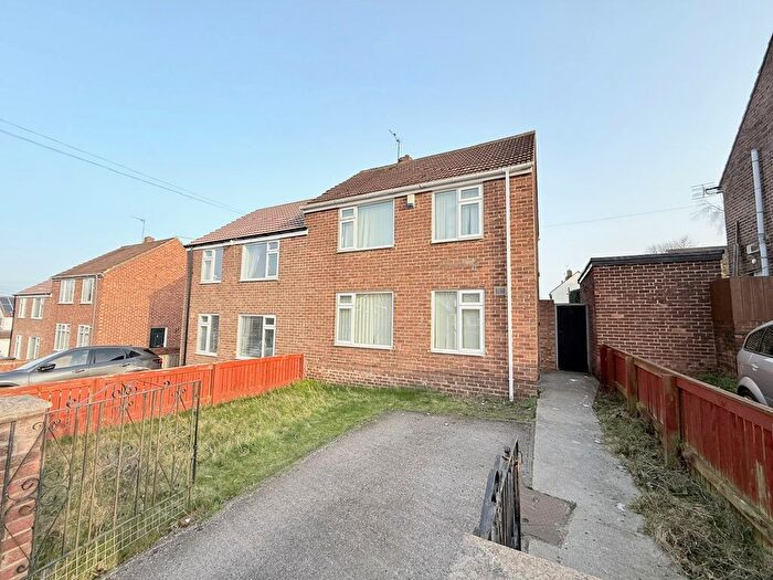 2 Bedroom Semi Detached House To Rent In Newton Drive, Durham, DH1