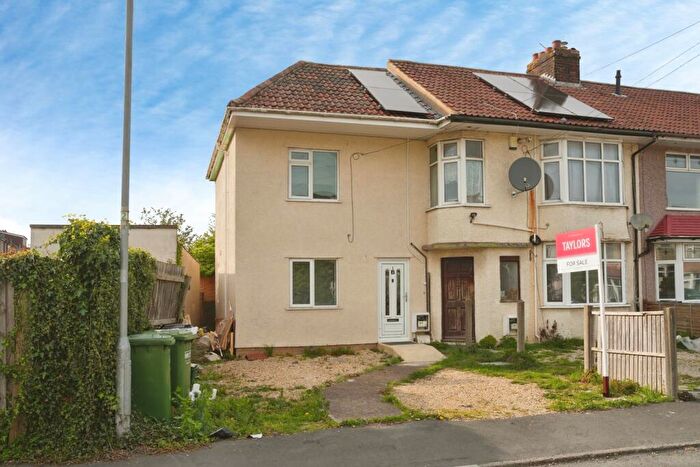 3 Bedroom Terraced House For Sale In Kipling Road, Bristol, Gloucestershire, BS7