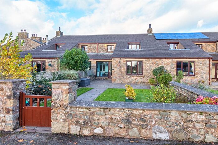 3 Bedroom Barn Conversion For Sale In Slyne Hall Heights, Slyne, Lancaster, LA2