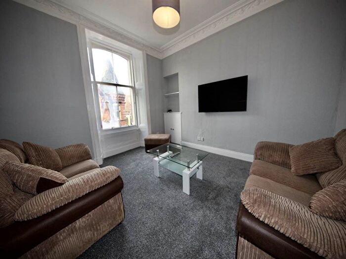 1 Bedroom Flat To Rent In Stirling Street, Dundee, DD3