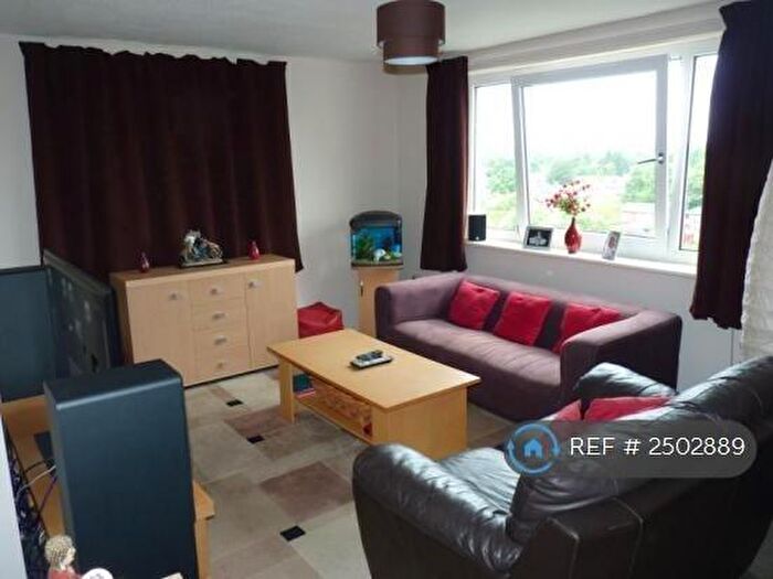 1 Bedroom Flat To Rent In The Peninsula Building, Salford, M7