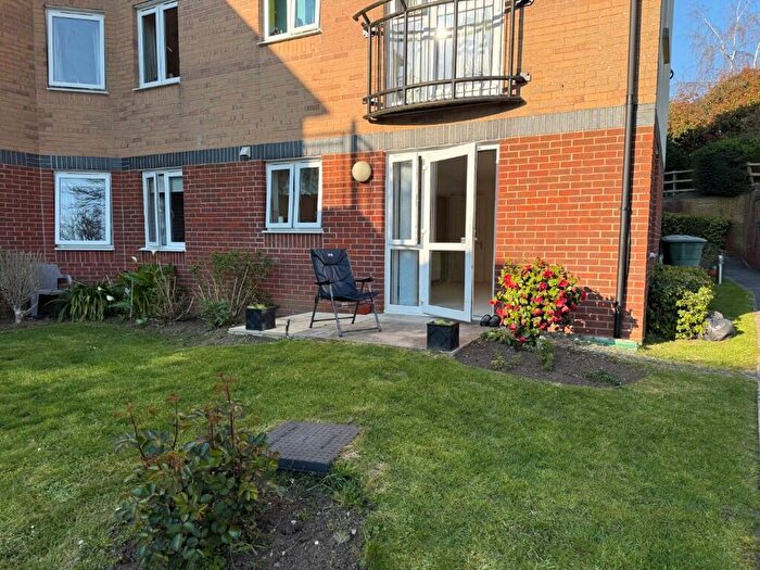 2 Bedroom Flat For Sale In Wyndham Court, Yeovil, BA21