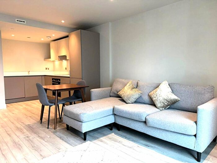 1 Bedroom Apartment To Rent In Broad Street, Birmingham, B15