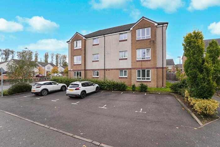 2 Bedroom Flat For Sale In Hallhill Crescent, Johnstone, PA5