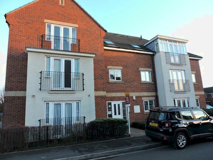 2 Bedroom Flat To Rent In Edison Way, Arnold, NG5
