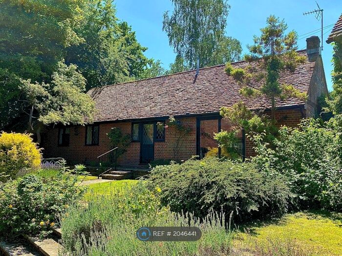 2 Bedroom Detached House To Rent In Cokes Farm Lane, Chalfont St. Giles, HP8