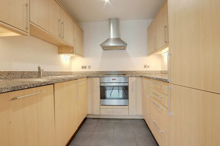 1 Bedroom Flat To Rent In Western Gateway, London, E16
