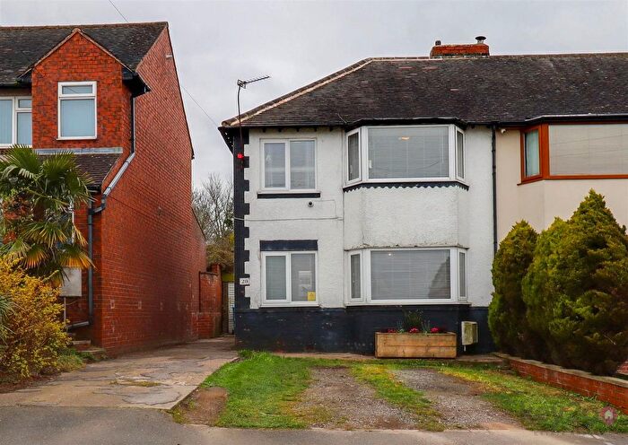 3 Bedroom Semi Detached House For Sale In Hayfield Crescent, Sheffield, S12