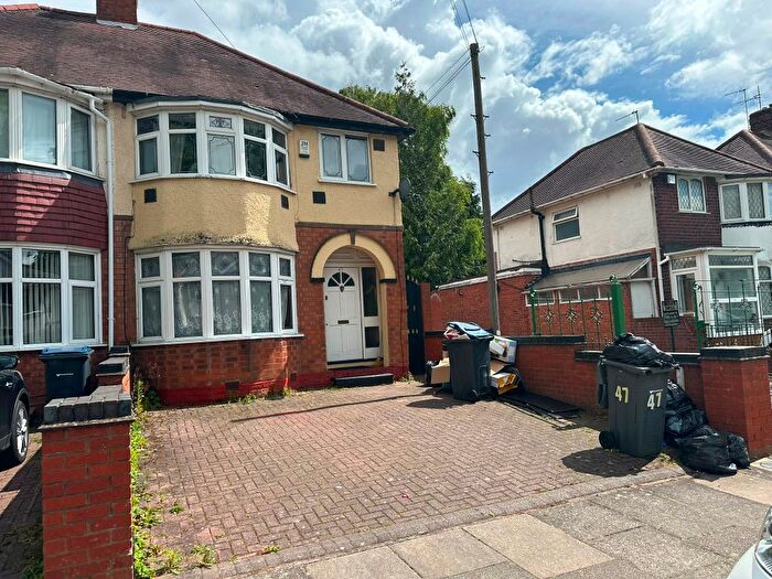 3 Bedroom Semi-Detached House To Rent In Crantock Road, Birmingham, B42