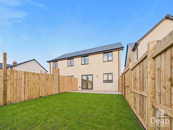 3 Bedroom Semi-Detached House For Sale In Netherned, Woolaston, GL15