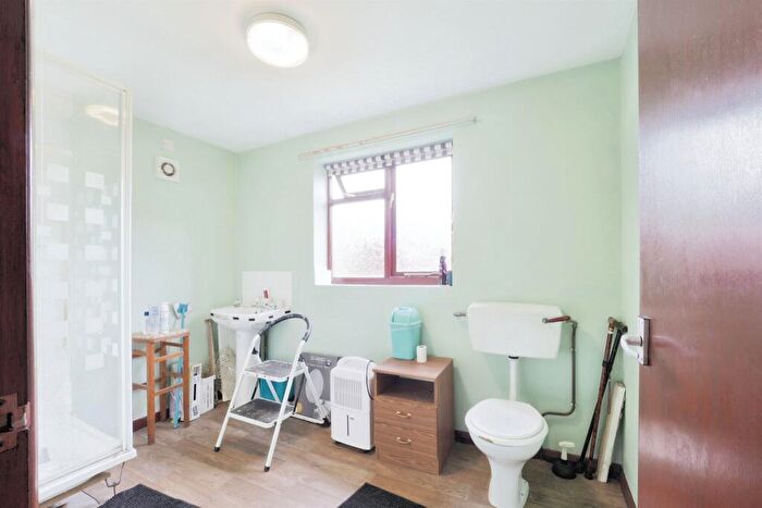 3 Bedroom Terraced House For Sale In Anne Close, Keadby, Scunthorpe, DN17