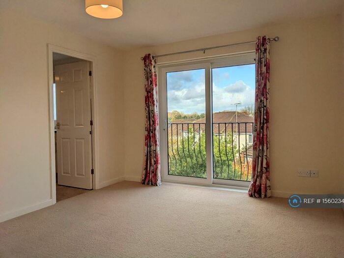 2 Bedroom Flat To Rent In Prestonbury Close, Plymouth, PL6