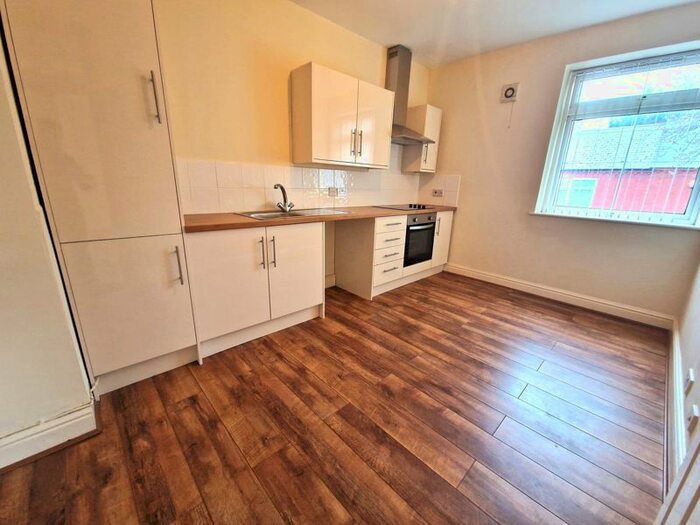 1 Bedroom Flat To Rent In Claremont Road, Rugby, CV21