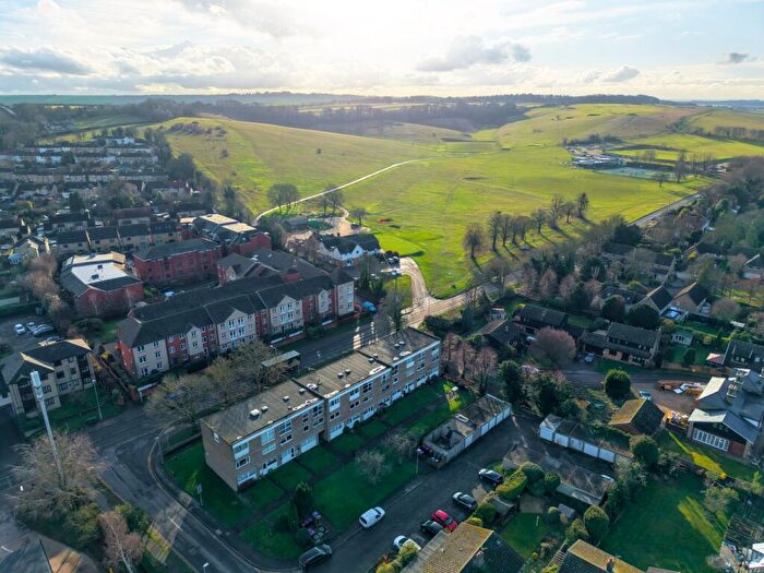 2 Bedroom Maisonette For Sale In West Court, Tannery Drift, Royston, SG8