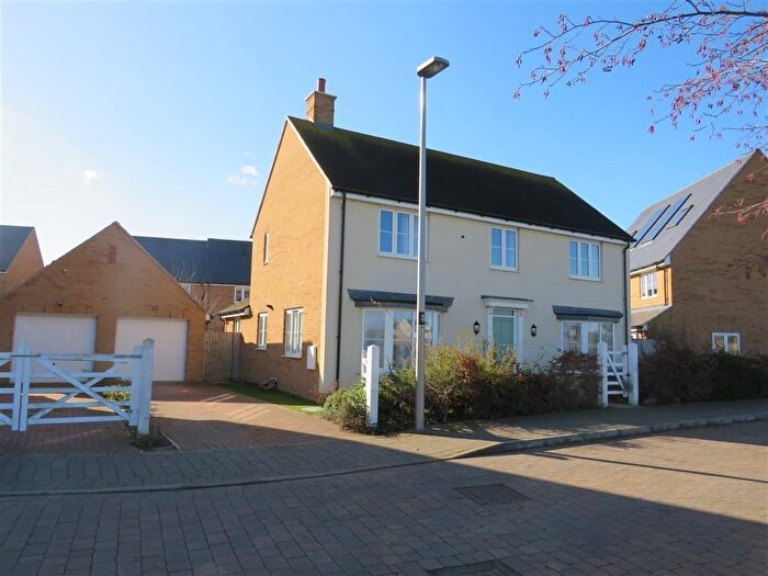 4 Bedroom Property To Rent In Trafalgar Drive, Brooklands, Milton Keynes, MK10