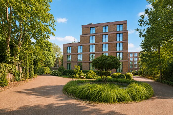 Studio To Rent In Dandi Brondesbury, London, NW2