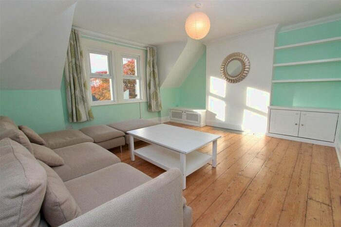 1 Bedroom Flat To Rent In Station Road, West Drayton UB7