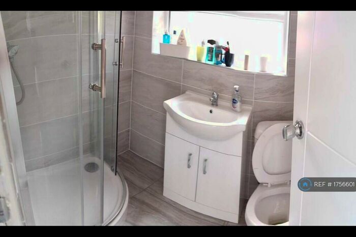 3 Bedroom Terraced House To Rent In Richmond Street, Coventry, CV2