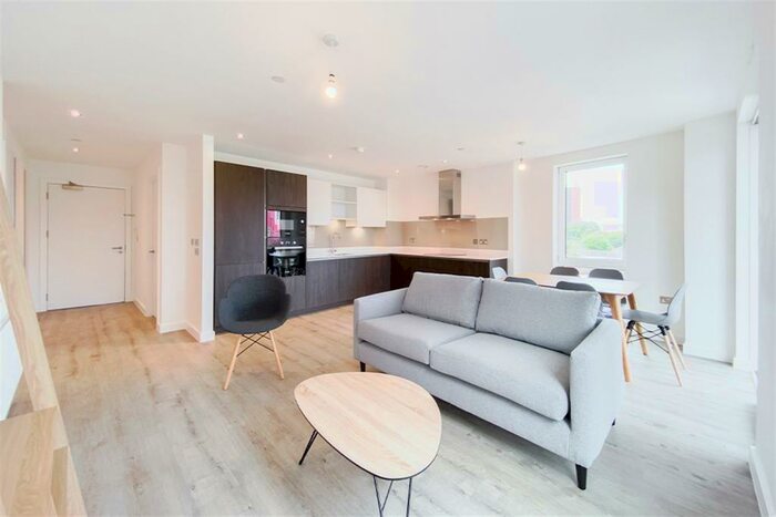 3 Bedroom Apartment To Rent In Bellows, Middlewood Locks, M5