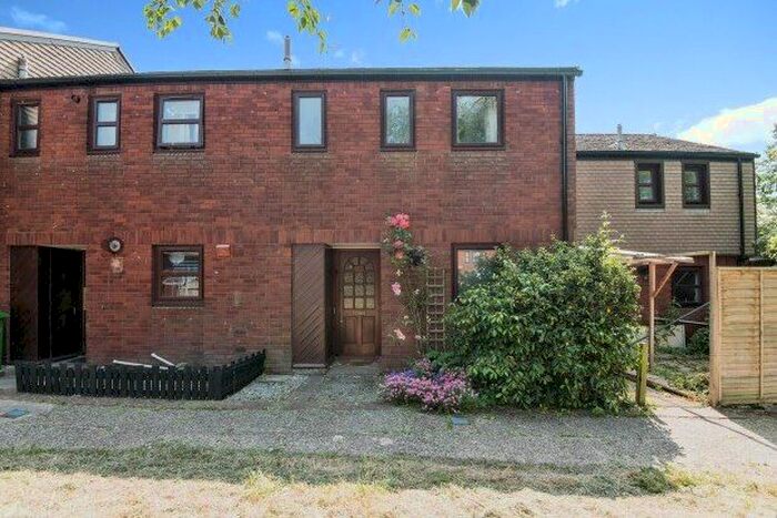 3 Bedroom Property To Rent In Commercial Road, Exeter, EX2