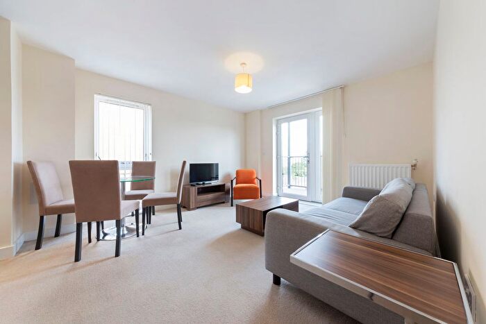 2 Bedroom Flat To Rent In Fairthorn Road, Charlton, SE7