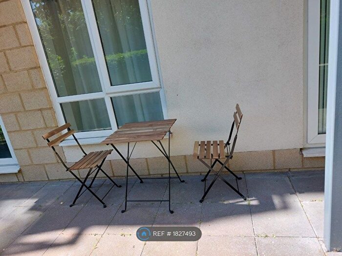 2 Bedroom Flat To Rent In Eldon House, London, NW9