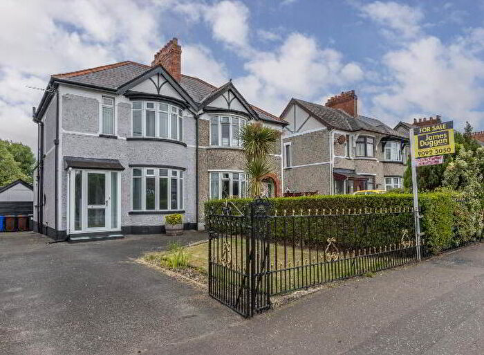 3 Bedroom Semi-Detached House For Sale In Castlereagh Road, Belfast, BT5