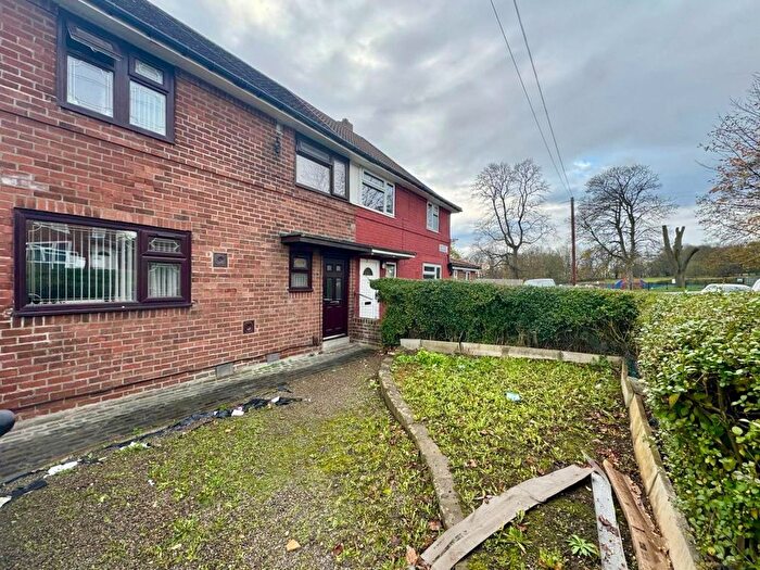 3 Bedroom Semi-Detached House To Rent In Oak Tree Crescent, LS9